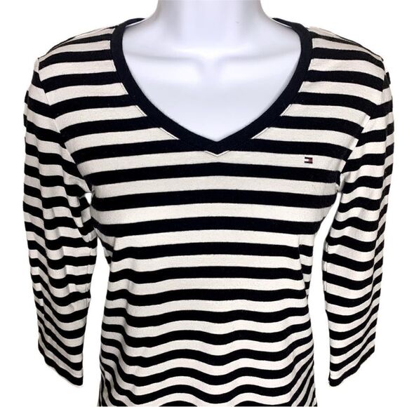 Tommy Hilfiger Striped 3/4 Sleeve Top Size Small - Picture 3 of 4